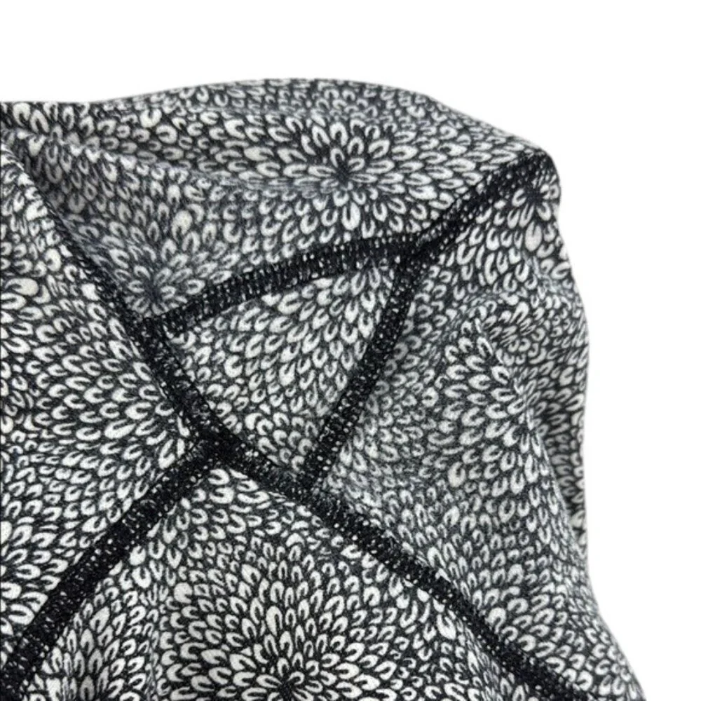 Lululemon Leggings Black White Floral Women's Size 4